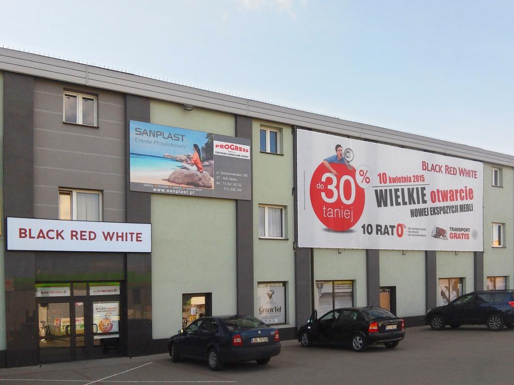 Black Red White otwiera nowy salon firmowy w Nisku