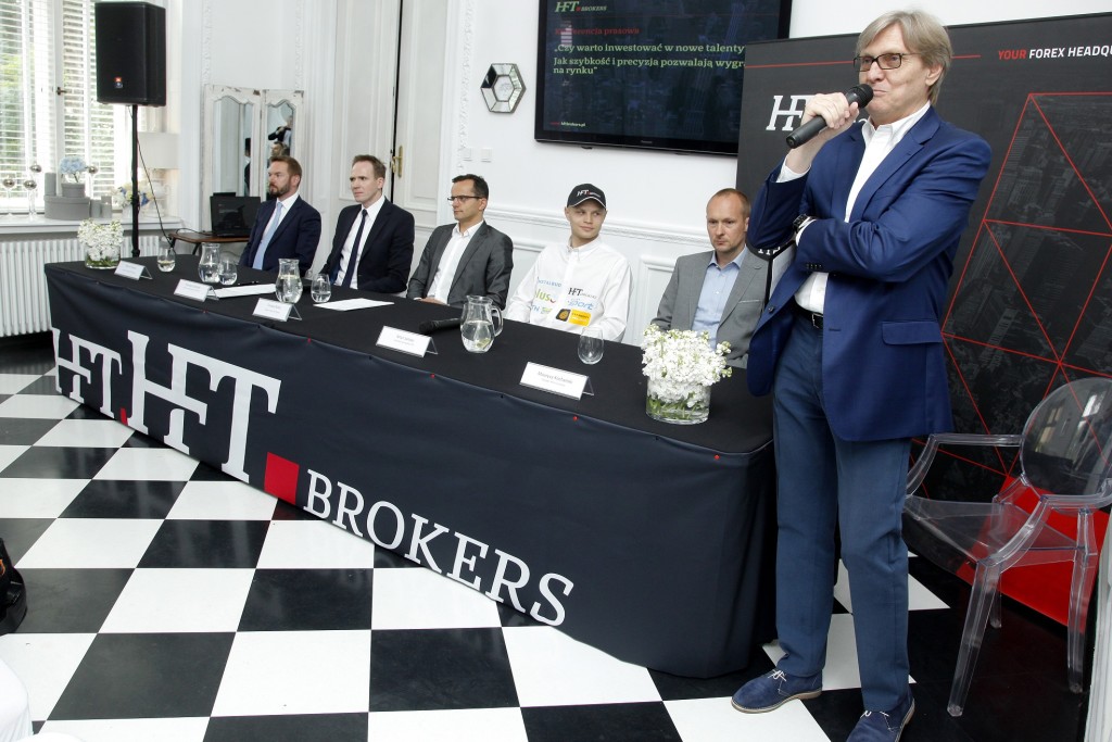 HFT Brokers sponsorem Artura Janosza
