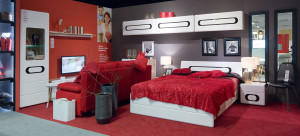 Black Red White_Byron