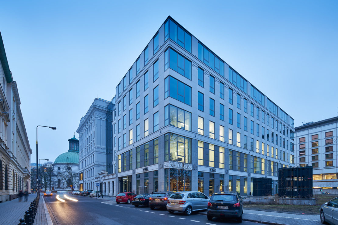 Kamienica w sercu Warszawy odzyskała dawny blask