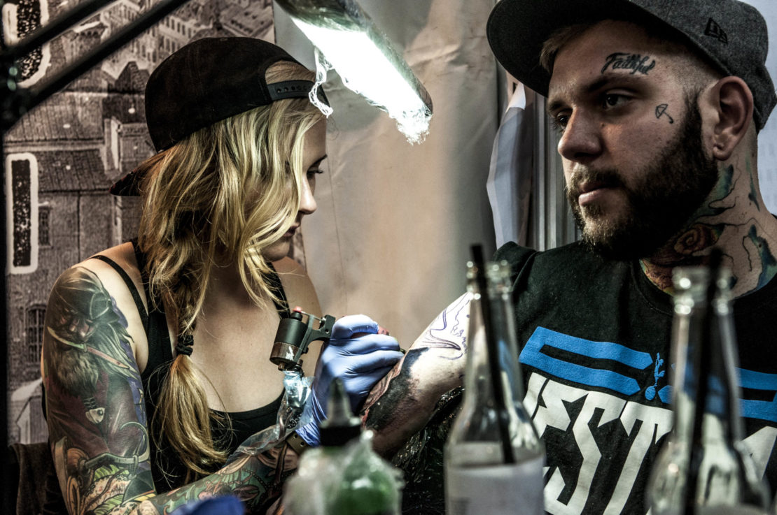 Katowice Tattoo Konwent: Zagrają przy akompaniamencie blisko dwóch setek maszynek do tatuowania