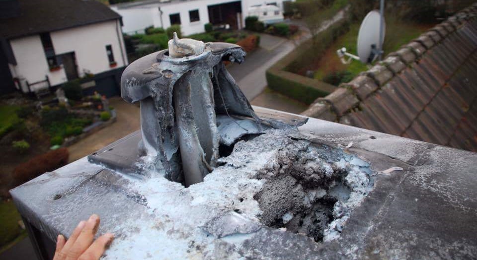 Ruszyła ogólnopolska kampania przeciwko zagrażającym życiu kominom z polipropylenu