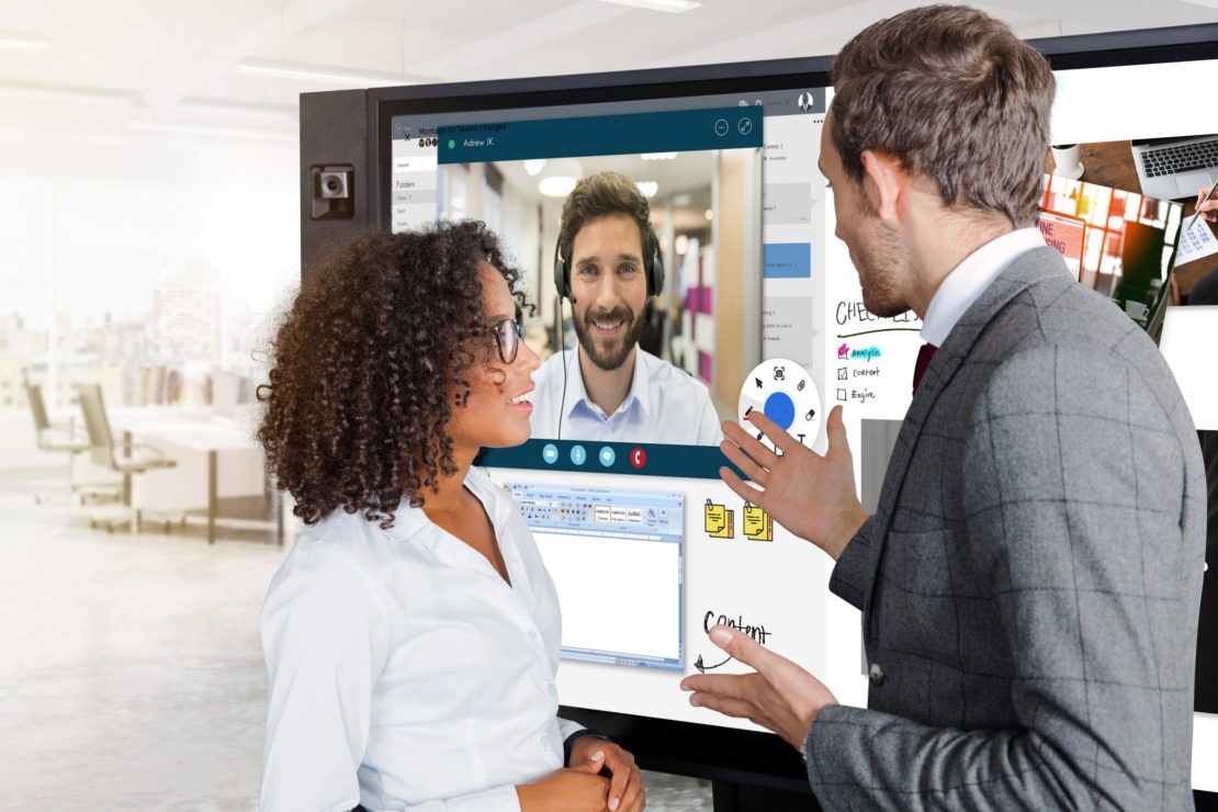 NEC InfinityBoard już na polskim rynku